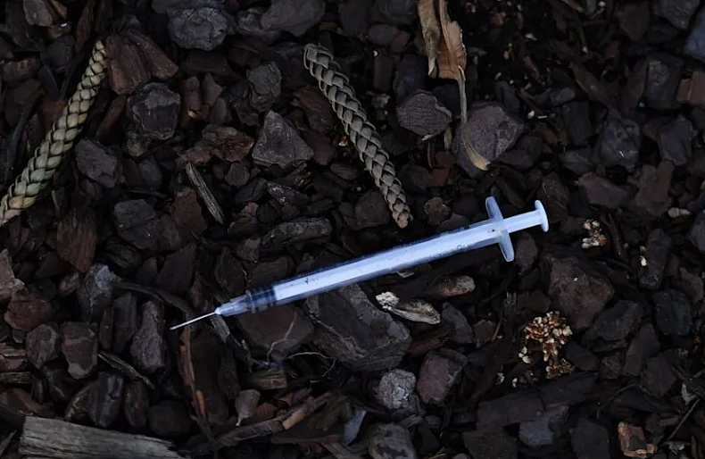 澳洲毒品过量危机持续：年超2000人死亡，阿片类药物成头号杀手（组图） - 2