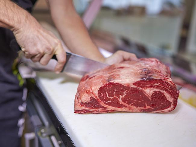 新州肉店惊现“天价牛排”，要价$99.99/公斤！网友热议：吃不起了，开始转素（视频/组图）  - 5