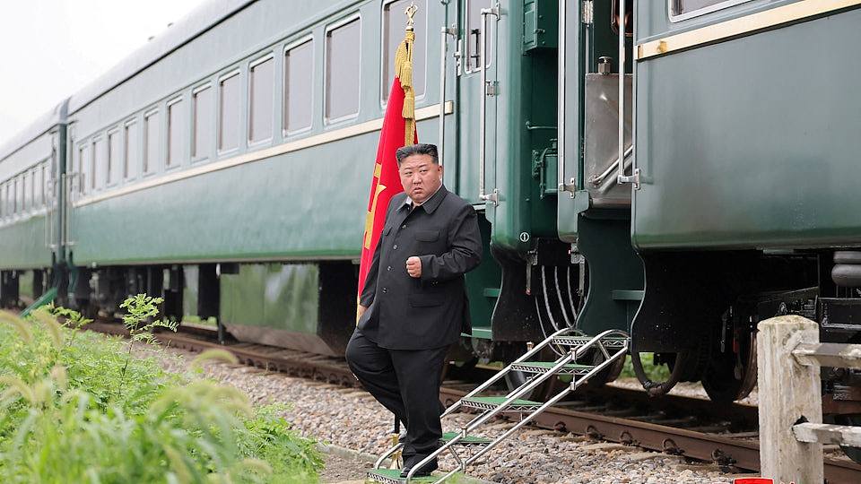 九三阅兵结束!俄朝元首会面,金正恩称愿尽所能助俄!特朗普表态(视频/组图) - 57