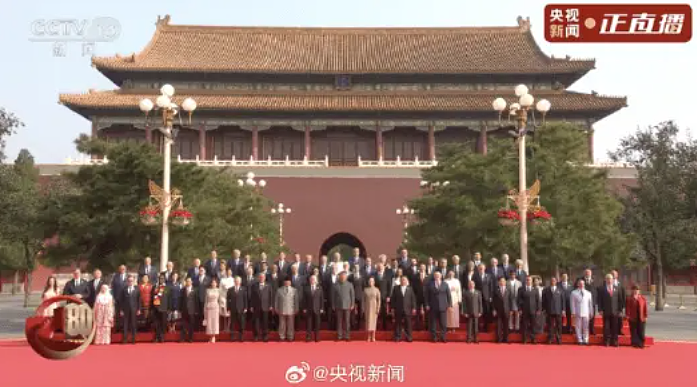 九三阅兵结束!俄朝元首会面,金正恩称愿尽所能助俄!特朗普表态(视频/组图) - 34