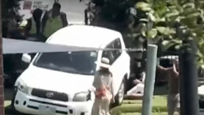 澳女驾车冲入小学,致1死3重伤!仅被判罚款$2000、吊销驾照,遇难者家属崩溃(组图) - 4