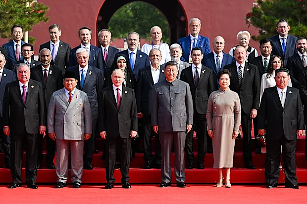 前维州州长出席九三阅兵，与普京、金正恩同框！澳总理回应（组图） - 2