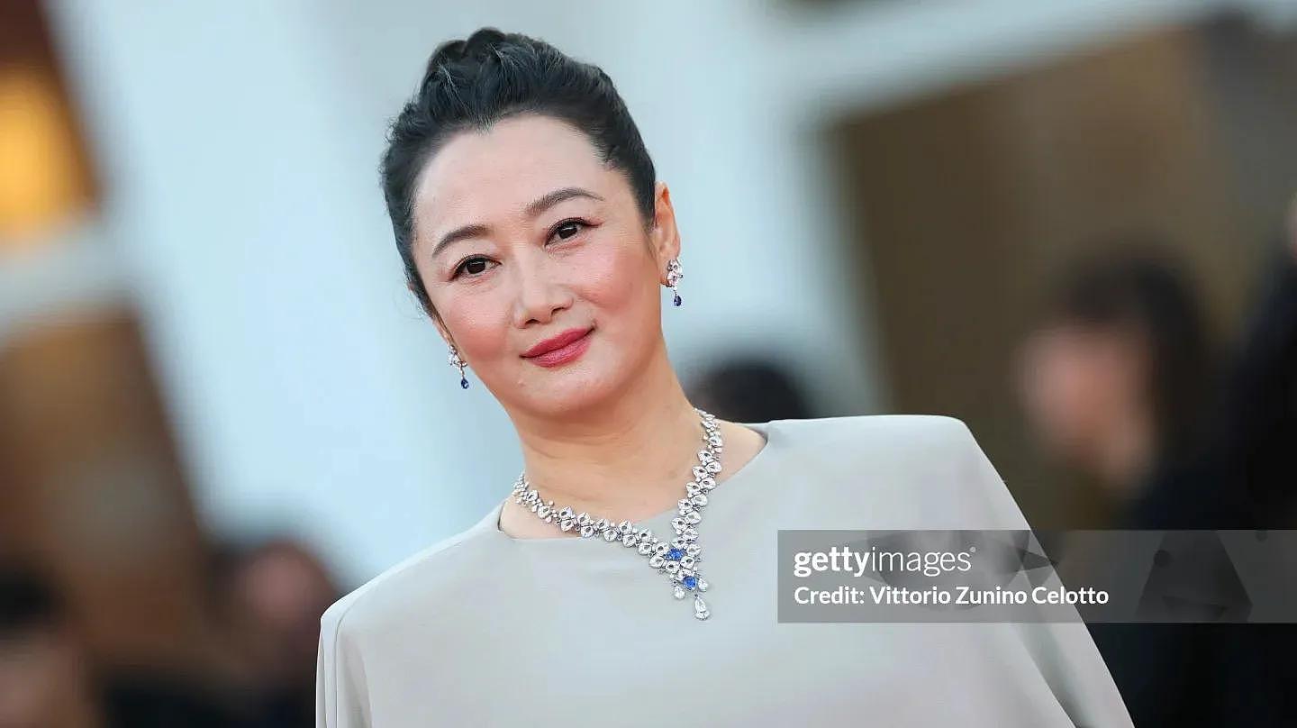 辛芷蕾威尼斯“封后”！继巩俐叶德娴后，第三位获此殊荣华人（视频/组图） - 12