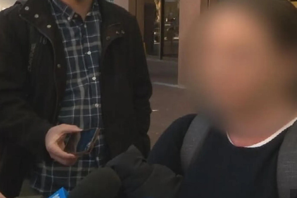 悉尼幼托机构又双叒查出恋童癖！“潜伏”多家机构10多年，警方缴获50万份文件，家长暴怒（图） - 2