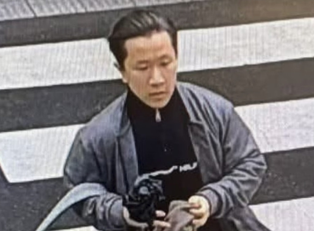 悉尼大学曝亚裔男潜入女厕偷拍，校方和警方紧急调查（组图） - 3