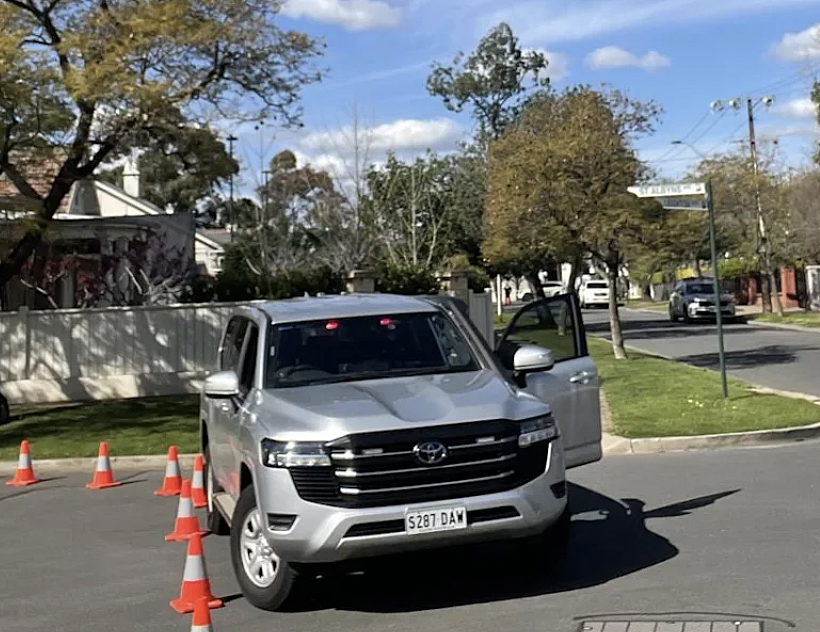 南澳致命车祸，七旬司机倒车撞死六旬散步女子，被控疏忽驾驶（组图） - 4