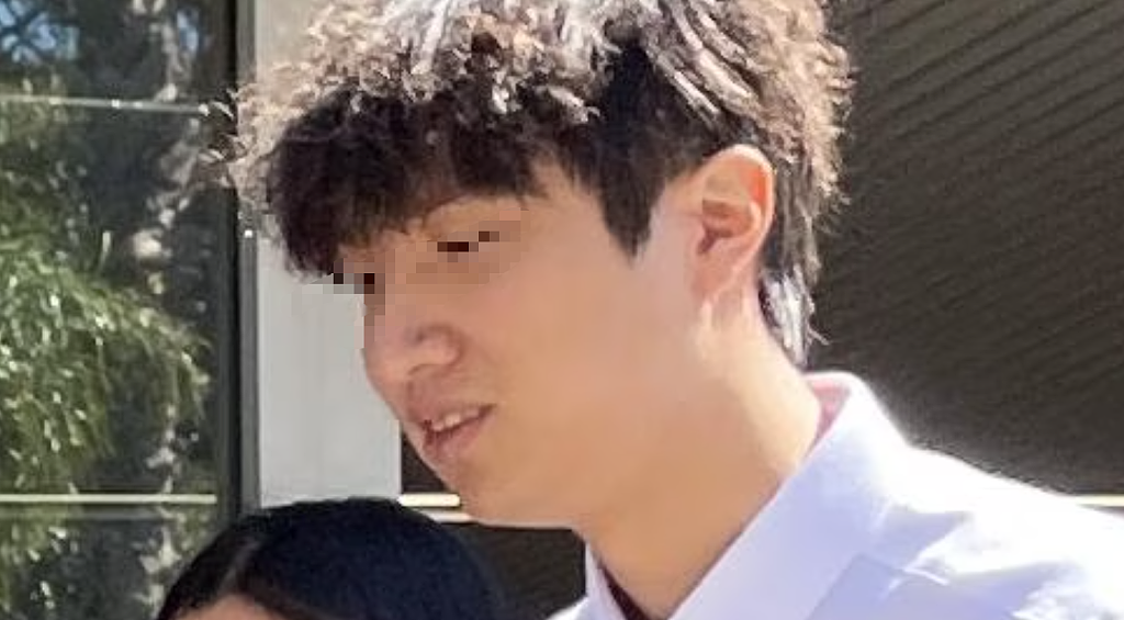 中国留学生在澳“送货”被抓!车内搜出上百电子烟,被罚款$1400(组图) - 2