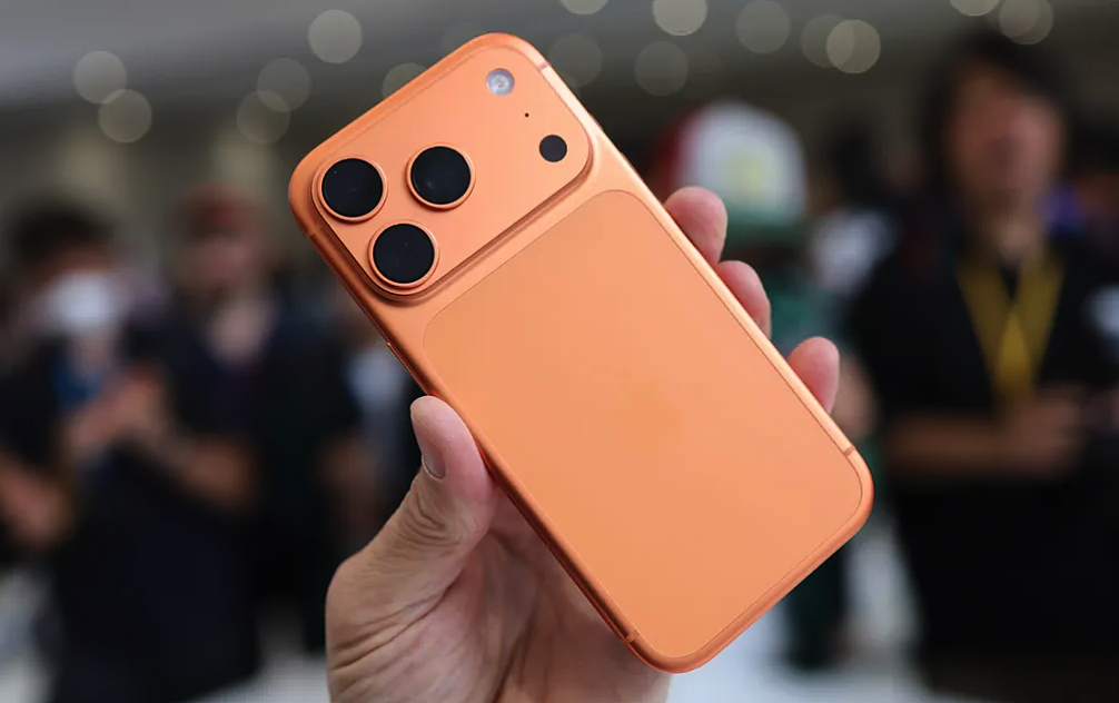 现场直击!iPhone 17在澳发售,悉尼市中心大排长龙!华人:“果粉”的节日(视频/组图) - 20