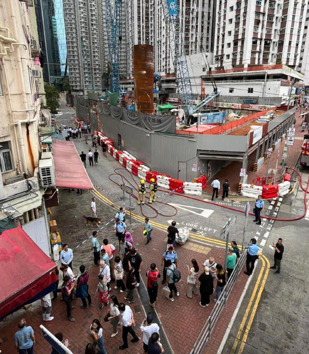 香港惊现千磅炸弹！周边区域紧急封锁，6000居民被疏散（视频/组图） - 3
