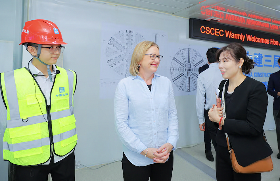 维州州长访华推进经贸教育合作,签基建大单!“有很多要向中国学习”(组图) - 3