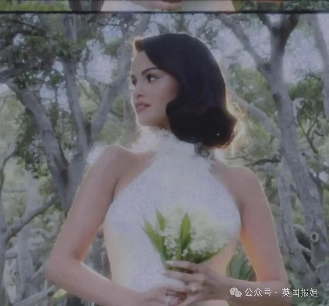 赛琳娜大婚众星云集,闺蜜霉霉全程陪伴!拉夫.劳伦婚纱惊艳全场,比伯发动态配“我愿意”(视频/组图) - 16