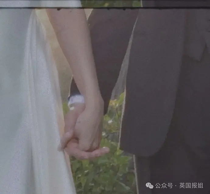 赛琳娜大婚众星云集,闺蜜霉霉全程陪伴!拉夫.劳伦婚纱惊艳全场,比伯发动态配“我愿意”(视频/组图) - 24