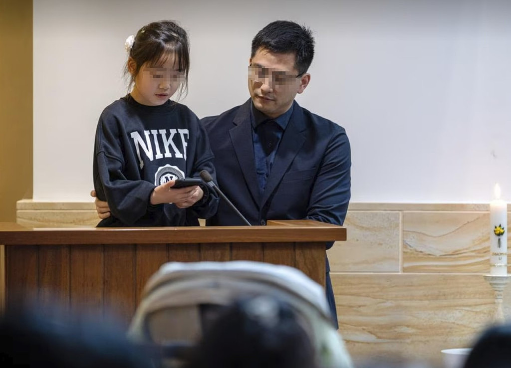 痛心!澳男倒车酿悲剧,69岁华女不幸离世,追悼会家人哽咽落泪(组图) - 3