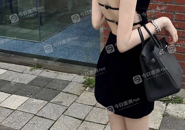 “为杨兰兰出行买私人飞机！”又有名媛被曝光，游艇飞机遍身名牌，杨兰兰闺蜜朋友圈浮出（组图） - 15