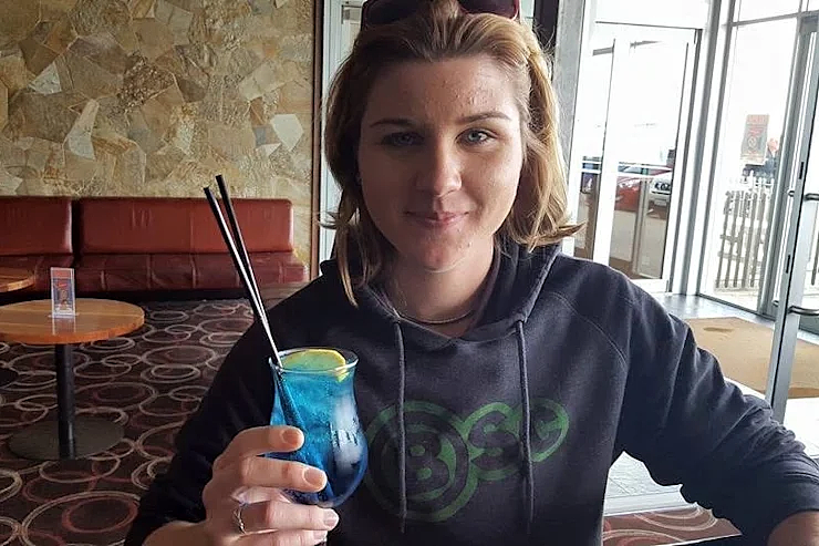 西澳女子慈母人设翻车：曾带孩子辗转13家医院求医，现被控虐待幼儿（图） - 2