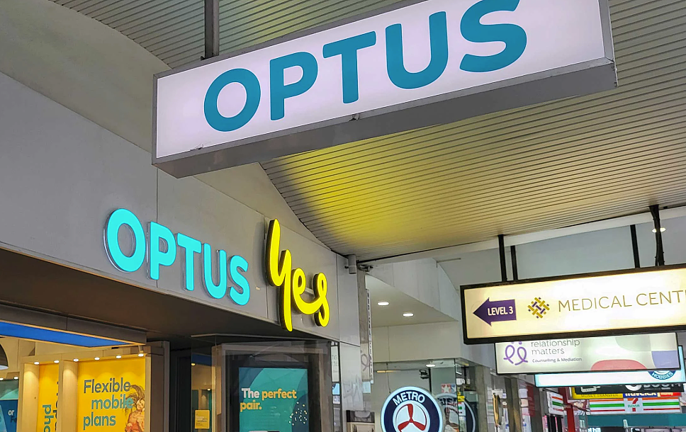 Optus被架上“审判台”！澳洲当局担忧外国资本，或逼其出售（组图） - 1