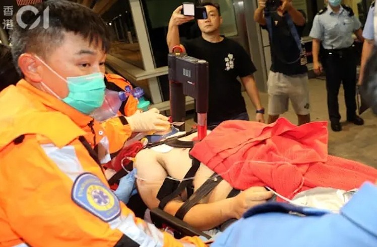香港国际机场回应货机坠海事故:疑似因失控滑出跑道!更多细节曝光(视频/组图) - 13