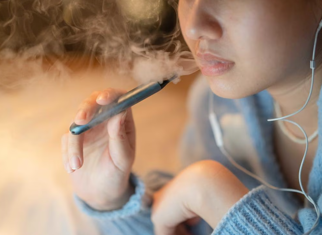 澳洲边防局严打，3个月缴获5亿多支“黑烟”！其中8.5吨来自中国（组图） - 5