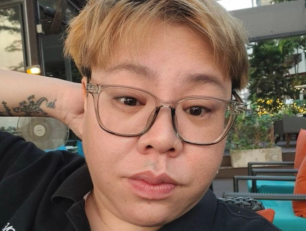 点赞！泰国女下班捡到澳洲游客钱包，打开一看惊呆了…（组图） - 2