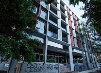 澳公寓楼变“鬼楼”！竣工3年无人入住，早前被查出严重缺陷（组图）