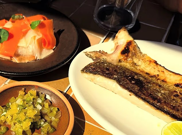 澳网红餐厅吃饭，结账时遭遇“现场涨价”！引发网友热议（组图） - 2