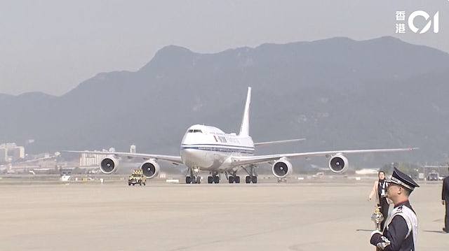 澳中领导人非正式会谈！中美两国领导人互访；习近平与加国总理8年来首次正式会谈，中加关系现回暖迹象（视频/组图） - 64