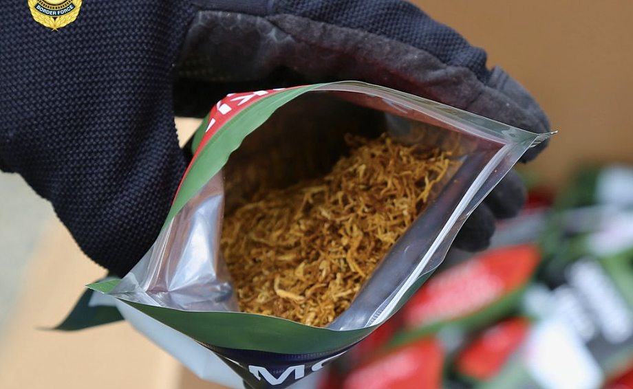 新州警方重拳打击非法烟草,查获$230万违禁品!行动中缴获190万支香烟及5支未注册枪支(组图) - 3