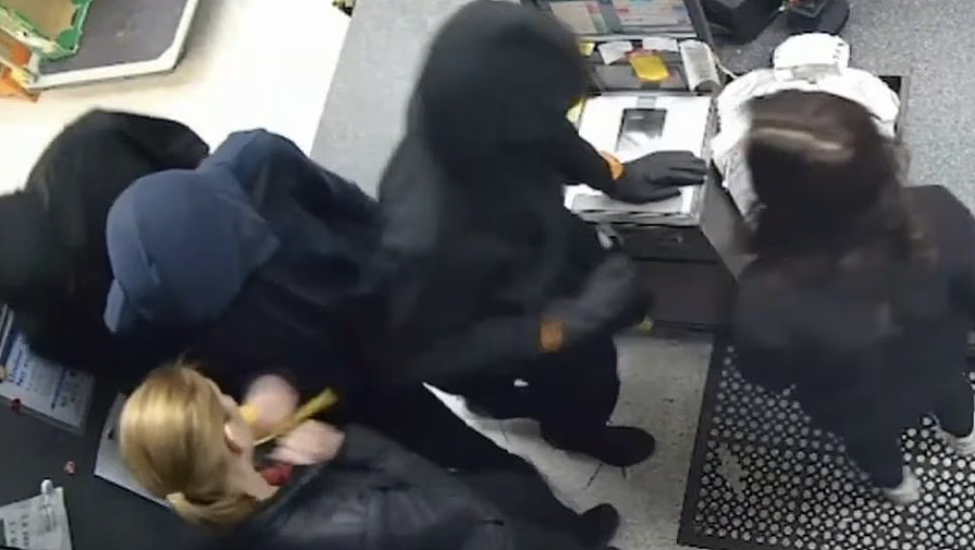 维州成澳洲零售犯罪之都！Bunnings门店犯罪率飙升50%，被迫安装安全门（组图） - 4