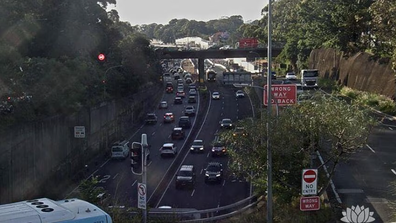 Wolli Creek列车维修，悉尼城铁出现延误！M1、M2、M4、M5、M7也“堵成狗”（组图） - 2