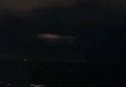 东海岸遭强雷暴袭击！昆州暴雨冰雹肆虐，悉尼机场一度停飞（组图） - 1