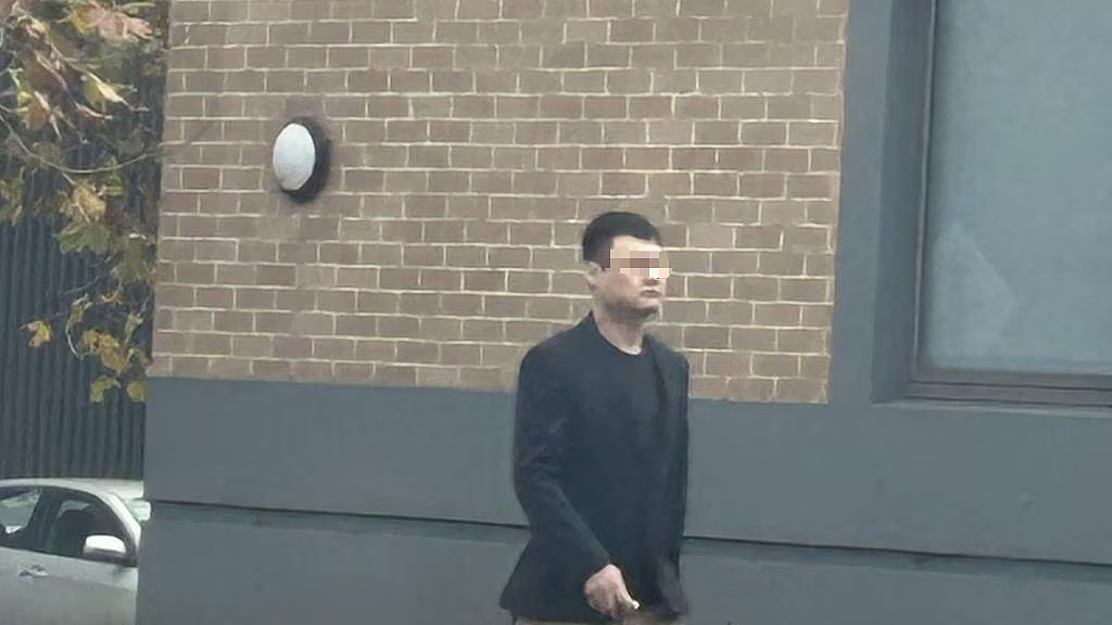 澳华男街头被拦，车内搜出$128万现金！为还债沦为“钱骡”（组图） - 2