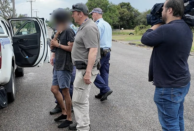 新州家暴危机触目惊心！女子为逃伴侣跳河求生，警方四天逮捕752名施暴者（组图） - 2