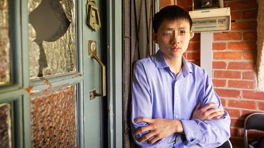 深夜惊魂！蒙面歹徒强闯墨尔本民宅，被华人学生手持菜刀赶跑（组图） - 2