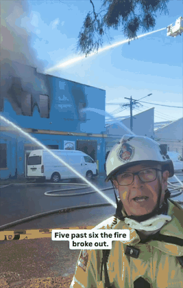 悉尼内西区面包厂突发大火！浓烟弥漫多区，60名消防员紧急扑救（组图） - 1