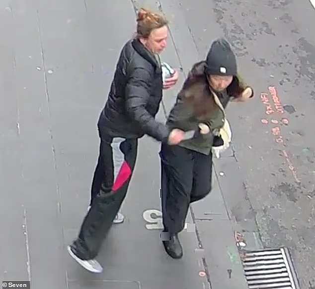澳华女CBD无端被捅！嫌犯再次申请保释，遭受害人、警方强烈反对：害怕再次作案（组图） - 2