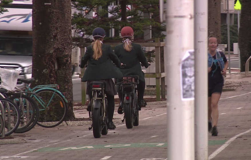 圣诞消费警示:澳医生呼吁勿购非法改装电动自行车,儿童重伤案例激增(组图) - 2