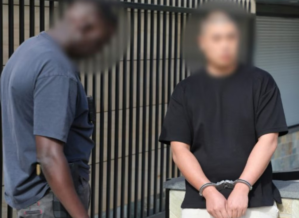 悉尼警方突袭Burwood等地,捣毁华人洗钱团伙!缴获大量非法烟草,涉案超$1.5亿(组图) - 3