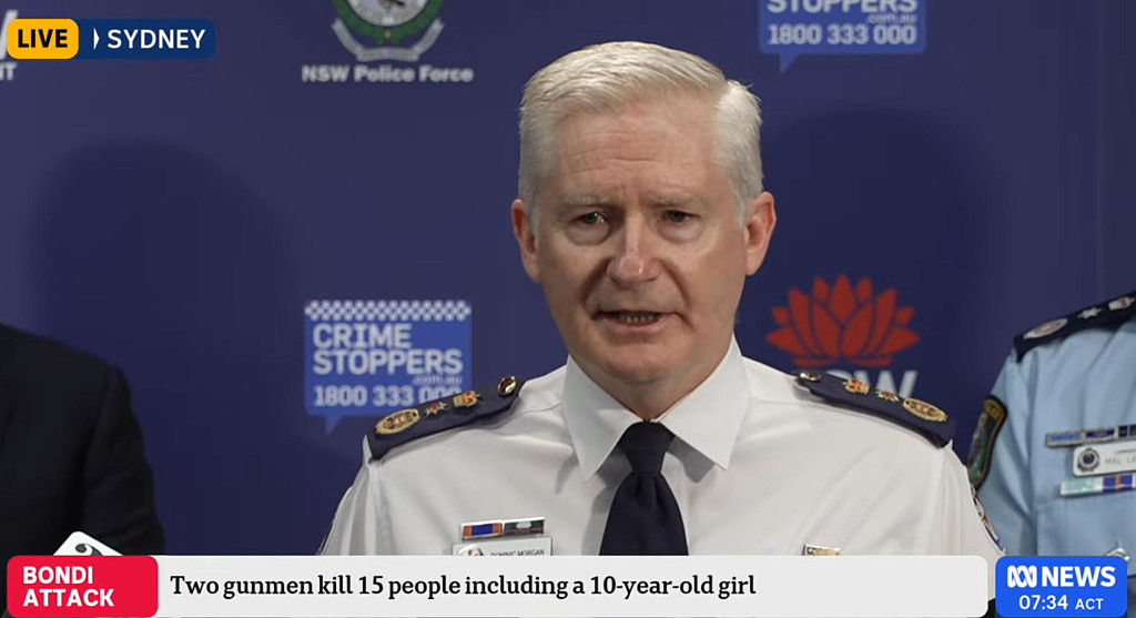 【邦迪恐袭】警方称枪手父子不属于恐怖组织；夺枪英雄再度入院（视频/组图） - 169