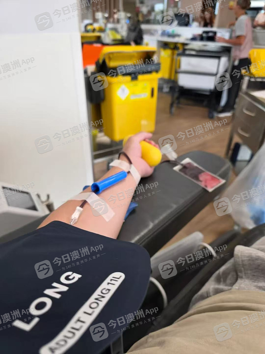 暖心！悉尼邦迪恐袭枪击案后全民支援，众多华人冲在前！献血站大排长龙，夺枪大叔募捐秒破$200万（组图） - 2