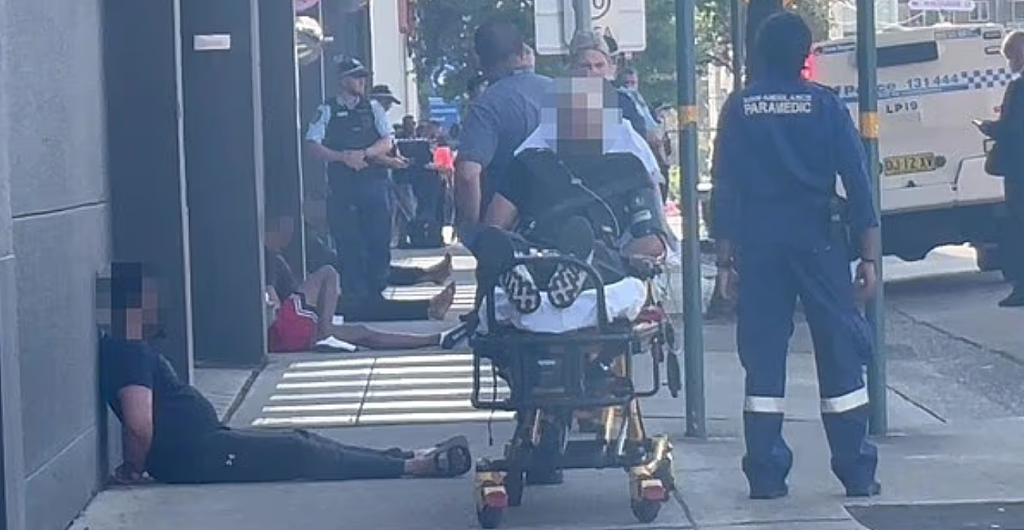 “我们被抓只因为是穆斯林” 7名男子前往Bondi途中遭捕，警方被批“没证据就抓人”（视频/组图） - 15
