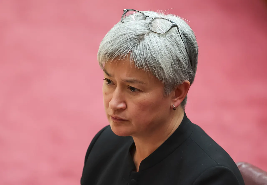 澳外长黄英贤未出席邦迪悼念活动挨批，“不曾掉过一滴泪”（组图） - 2