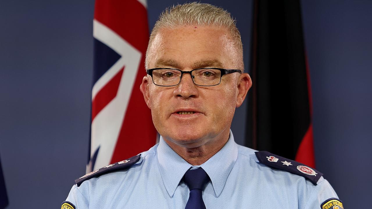 与IS有关联被查，Bondi枪手仍能合法持枪？新州警方“双标”遭质疑（组图） - 1