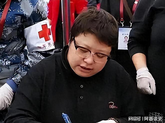 韩红也没想到，那个26年前她救下的孩子，如今成了她最大的成就（组图） - 1