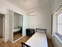 Burwood  280全包带家具空调包bill 1房分租