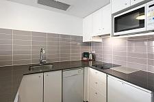 Ultimo spacious furnished short walk to UNI