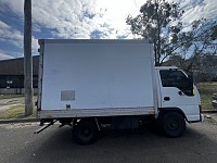 Isuzu 2007年 20L 手动