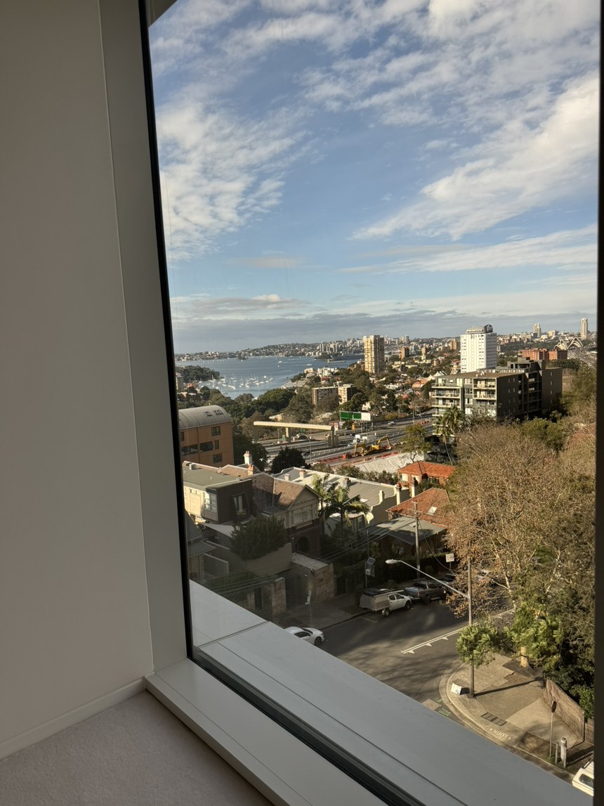 今日悉尼North Sydney 楼王户型招租三房一书房三卫浴一车位 North Sydney 楼王户型招租三房一书房三卫浴一车位