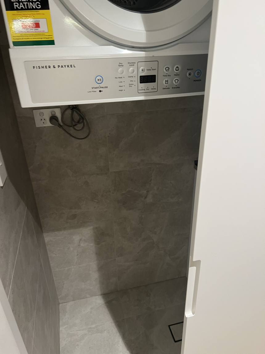 今日悉尼Burwood 豪华公寓主卧有独卫出租550周 Burwood 豪华公寓主卧有独卫出租550周