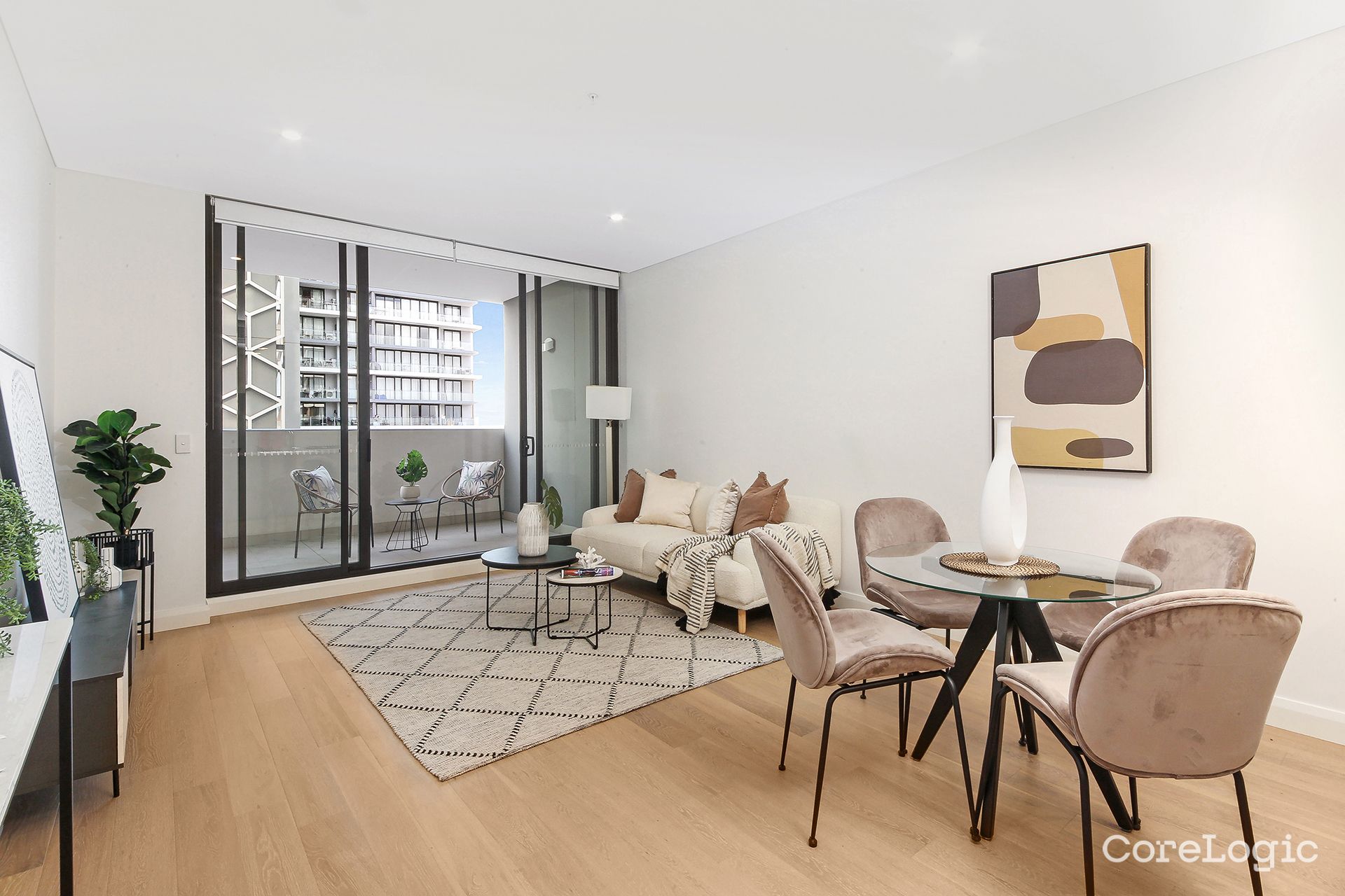 今日珀斯Parramatta Granville Place 2b2b1c 包家具家电 可整租 Parramatta Granville Place 2b2b1c 包家具家电 可整租