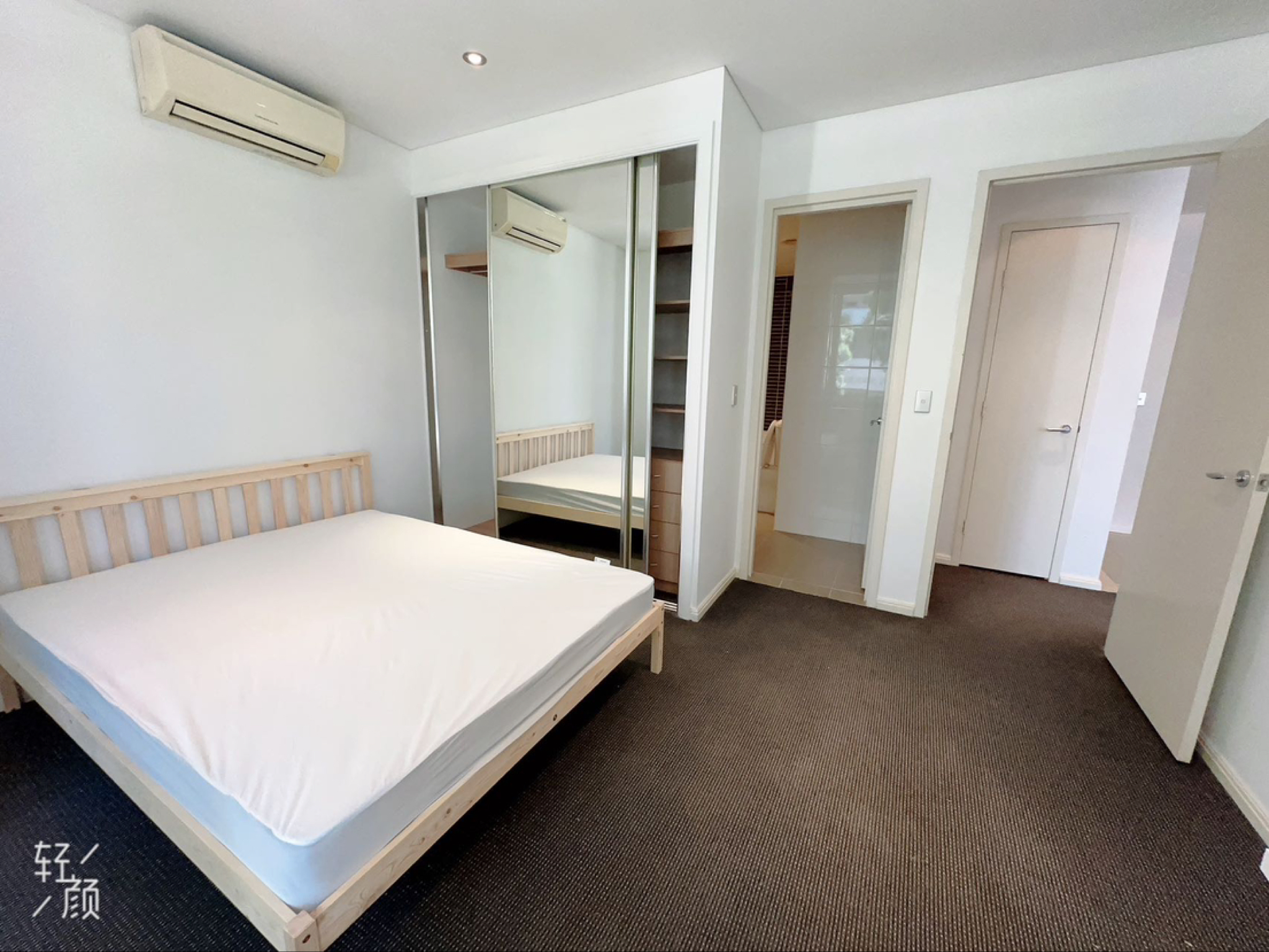 今日悉尼Rosebery 两室两卫 客厅卧室均有空调 家具家电齐全 Rosebery 两室两卫 客厅卧室均有空调 家具家电齐全